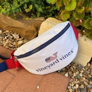 Vineyard Vine Fanny Pack